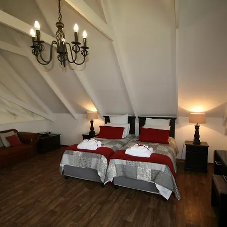 Dusk To Dawn Guesthouse Piet Retief Exterior photo