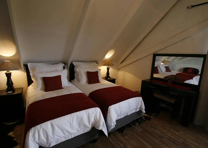 Dusk To Dawn Guesthouse